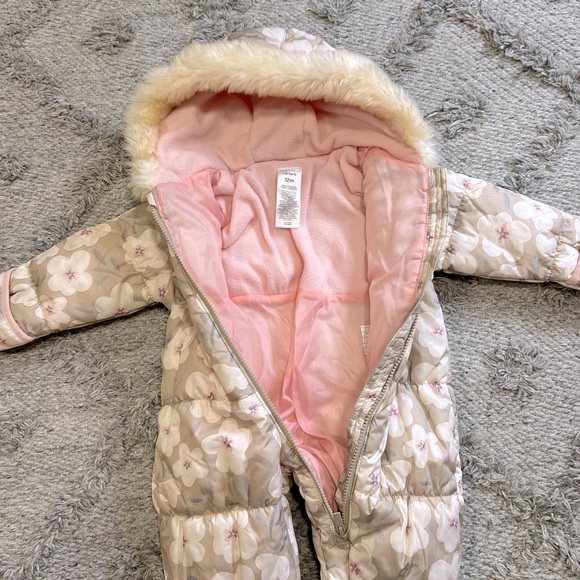 Carters Baby Girl Vintage Floral Pram Snowsuit 12M EUC - Picture 2 of 9